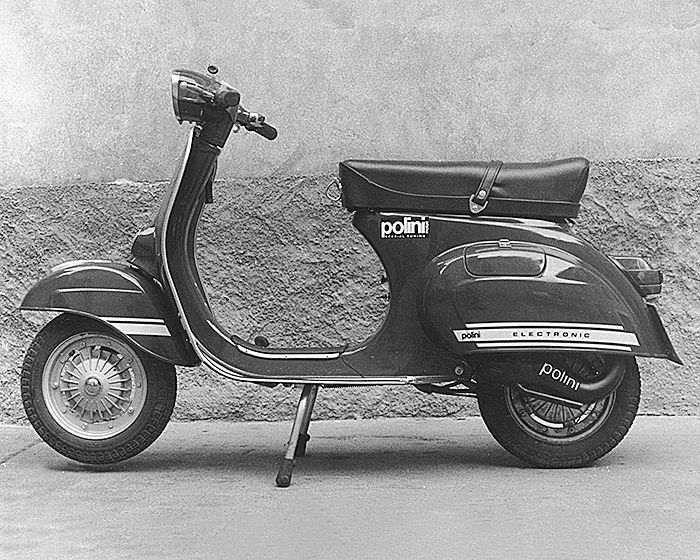 vespa vespa Et3 blu MARINE polini.jpeg