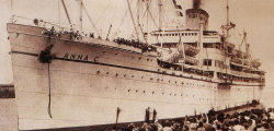 L’Anna C nel porto di Santos nel 1959